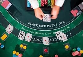 Contoh tabel hadiah untuk slot game Sweet Bonanza di platform actoto